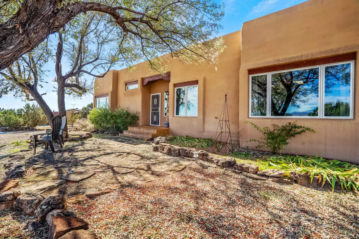 Santa Fe, NM 87508,4 Highview Lane