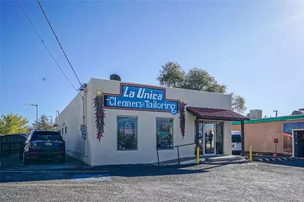 Santa Fe, NM 87505,1932 Cerrillos RD