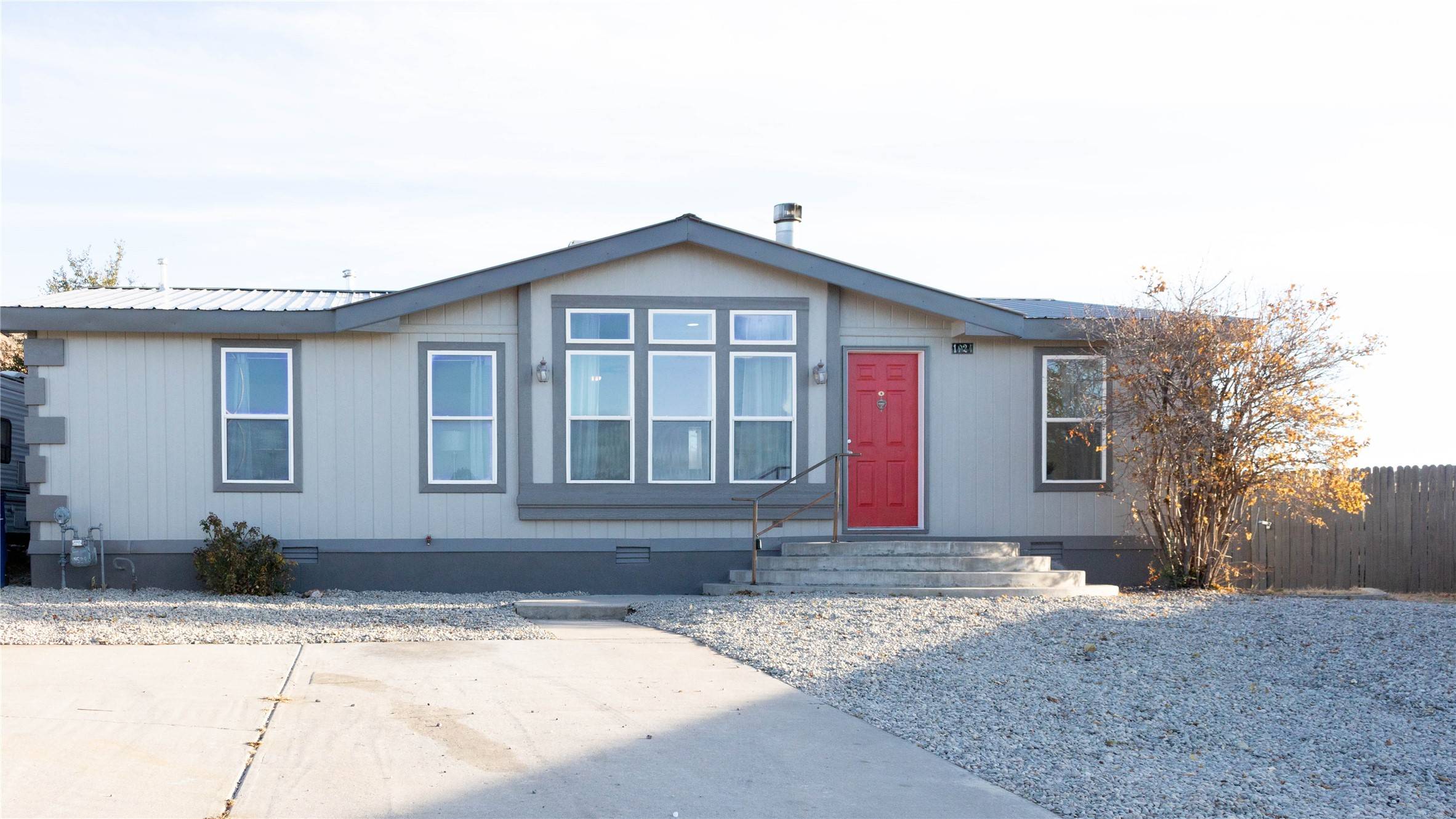 1924 Avenida Canada, Espanola, NM 87532