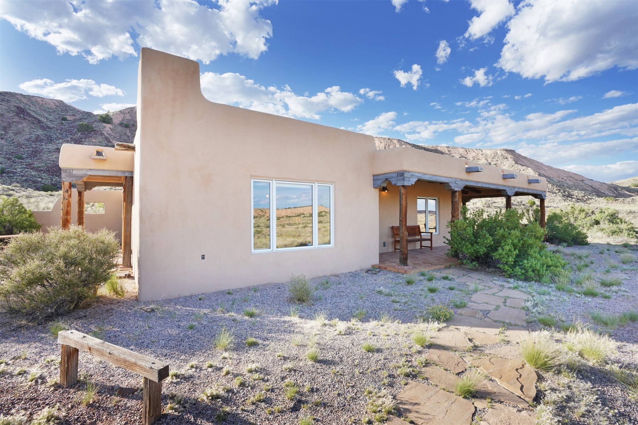 Abiquiu, NM 87510,21 Canjilon ST