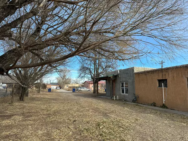 502 Pueblo, Espanola, NM 87532