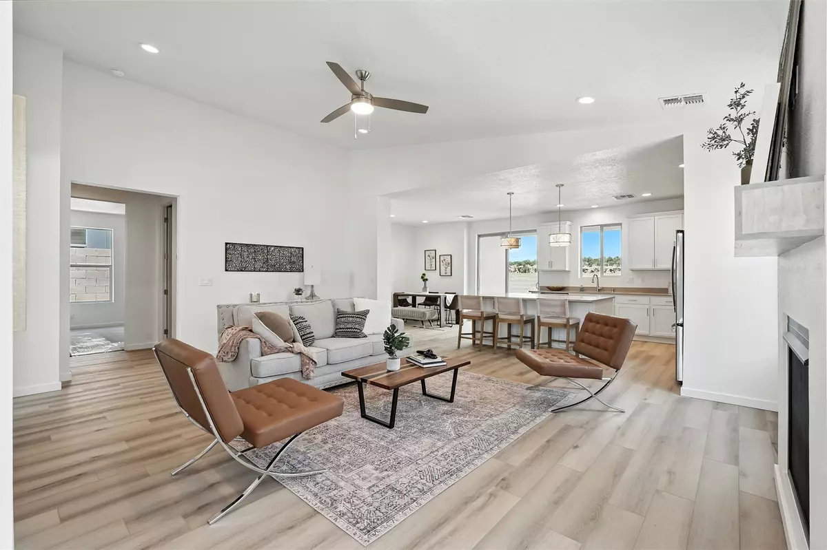 Los Alamos, NM 87547,87 Cadena LOOP