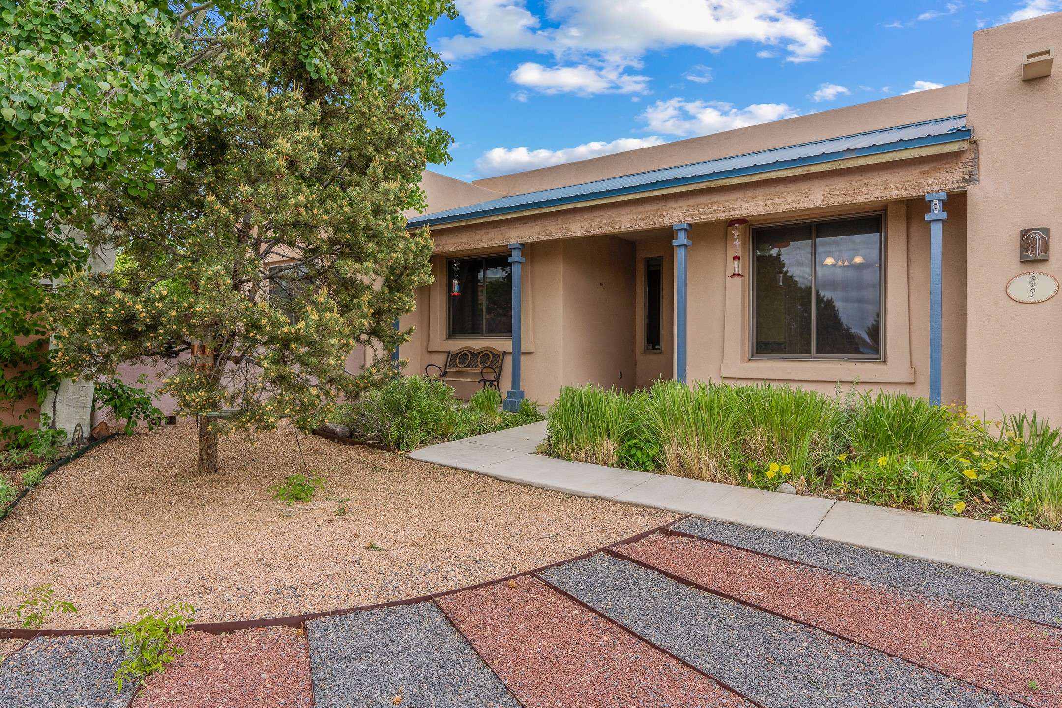 3 Periwinkle PL, Santa Fe, NM 87508