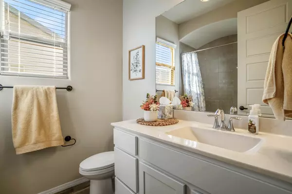 Rio Rancho, NM 87144,4513 Bald Eagle LOOP NE