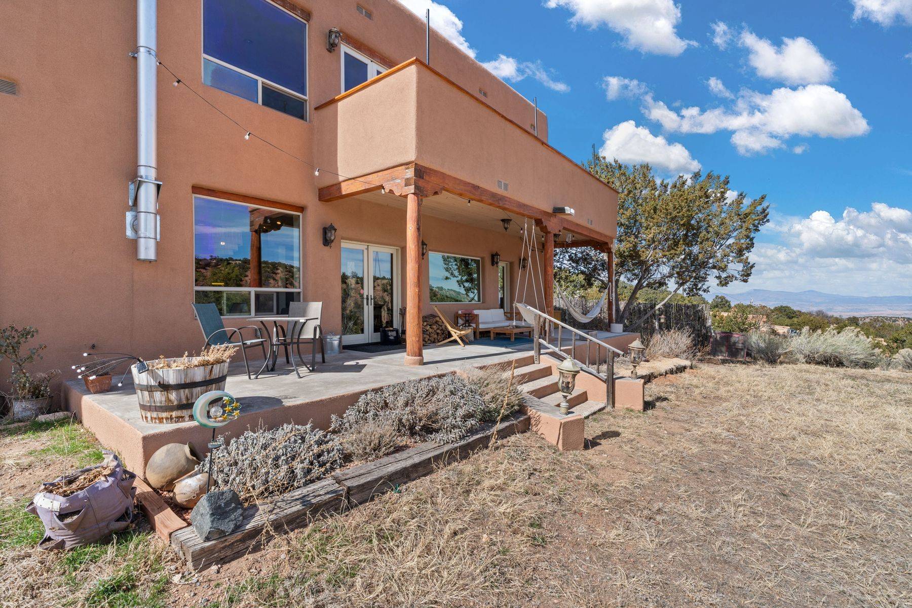 Santa Fe, NM 87506,63 Rio En Medio