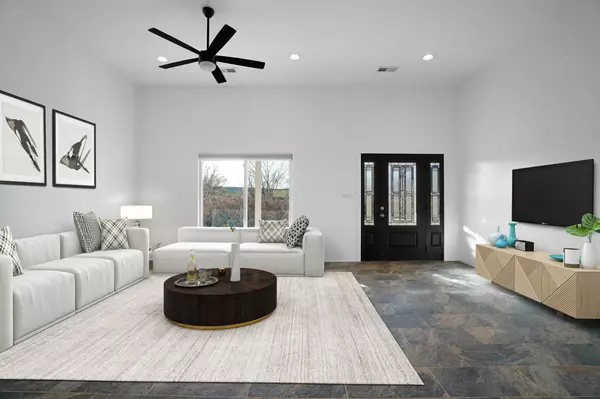 Lamy, NM 87540,3 Cerro CIR