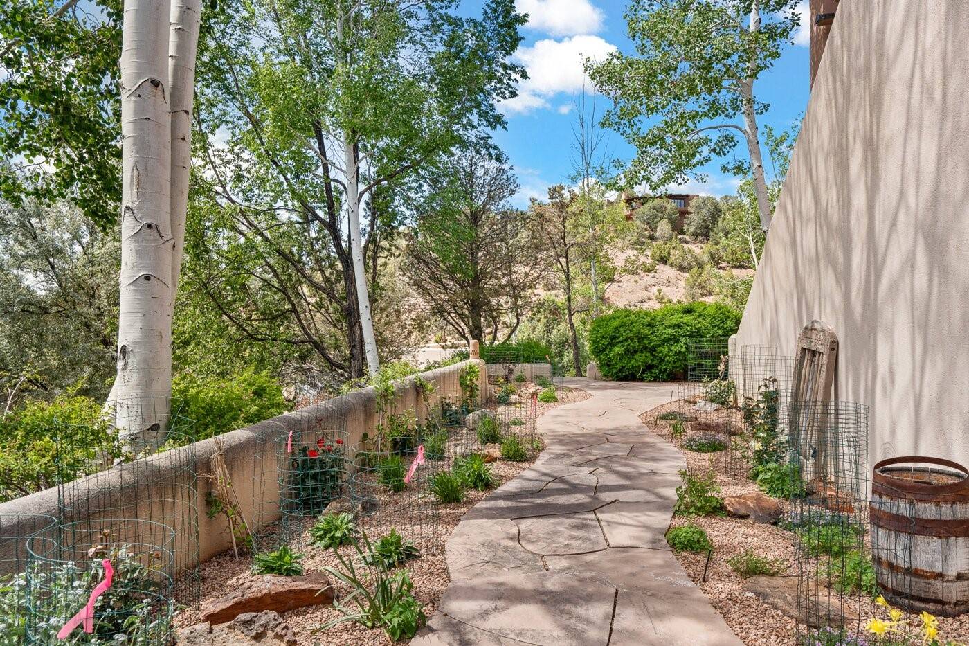 Santa Fe, NM 87501,1281 Este LN