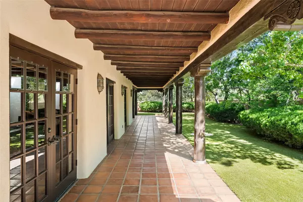 Santa Fe, NM 87505,620 Camino Rancheros