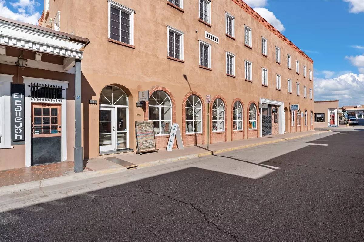 Santa Fe, NM 87501,202 Galisteo #102 & 103