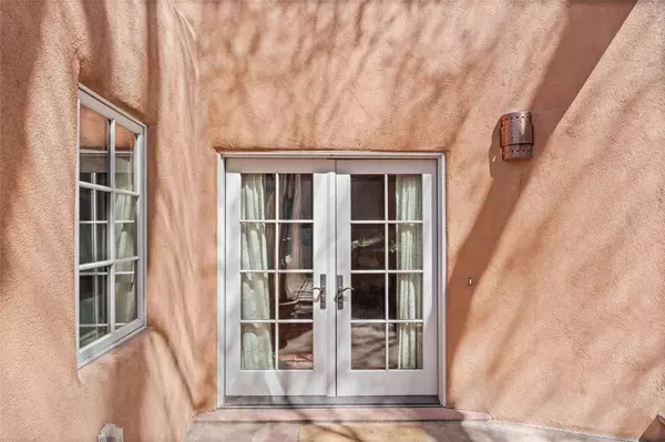 Santa Fe, NM 87505,830 El Caminito