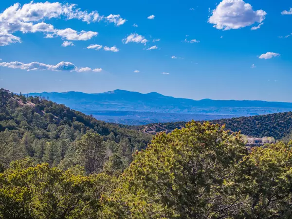 Santa Fe, NM 87501,3270 Paseo Segunda