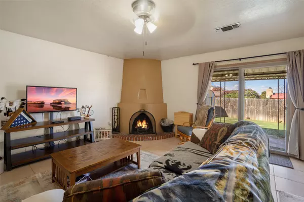 Santa Fe, NM 87507,2416 Avenida De Las Campanas