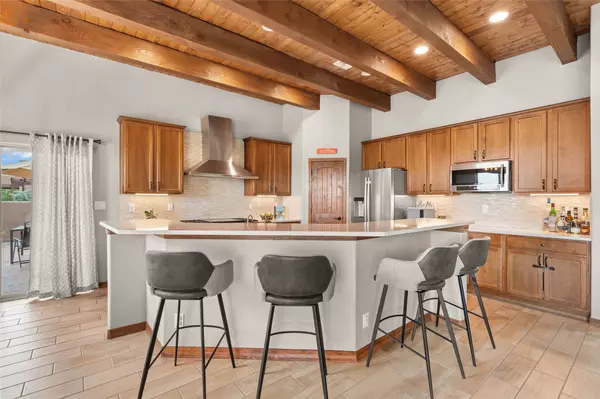 Santa Fe, NM 87508,33 Caballo Viejo