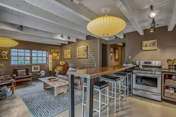 335 Otero ST, Santa Fe, NM 87501