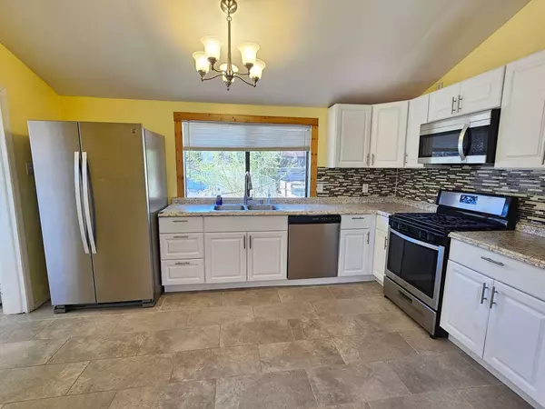 Los Alamos, NM 87544,3546 Questa DR