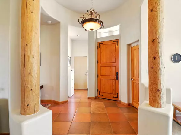 Santa Fe, NM 87508,97 E Chili Line RD