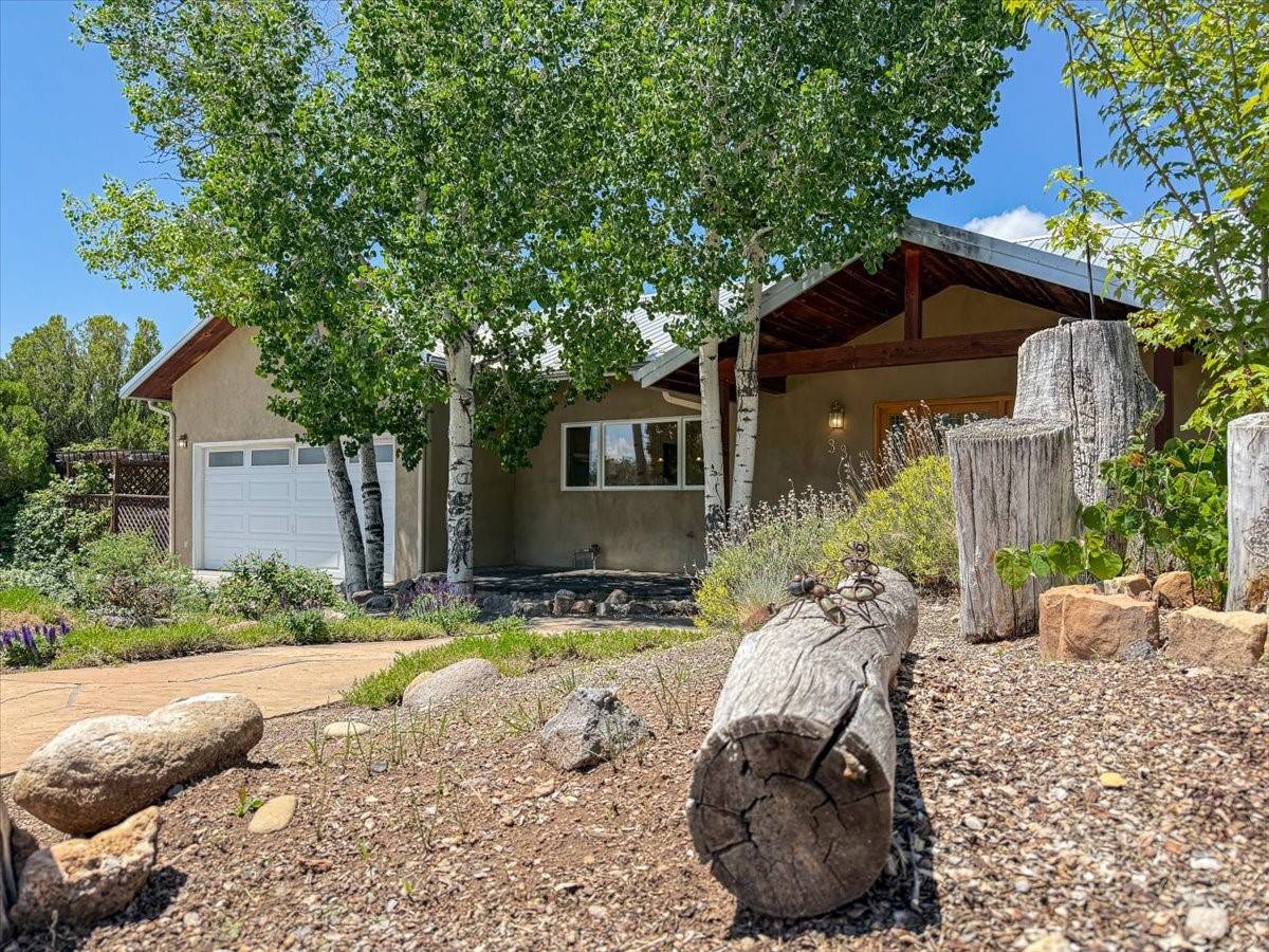 White Rock, NM 87547,33 Grand Canyon DR
