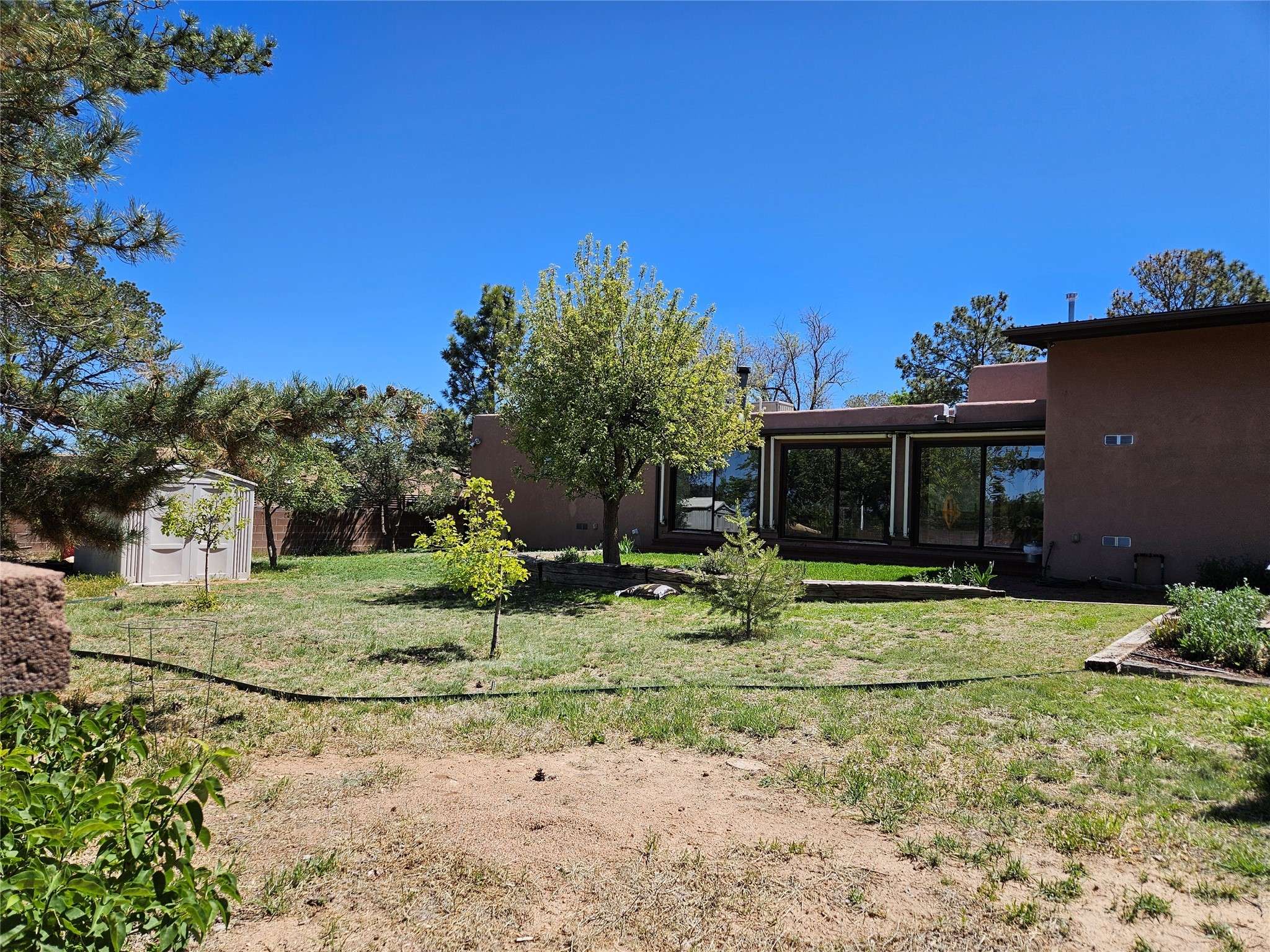 Santa Fe, NM 87505,2575 Calle Delfino