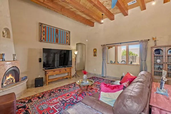 Santa Fe, NM 87507,21 Camino Barranca