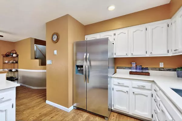 Santa Fe, NM 87505,2357 Camino Pintores