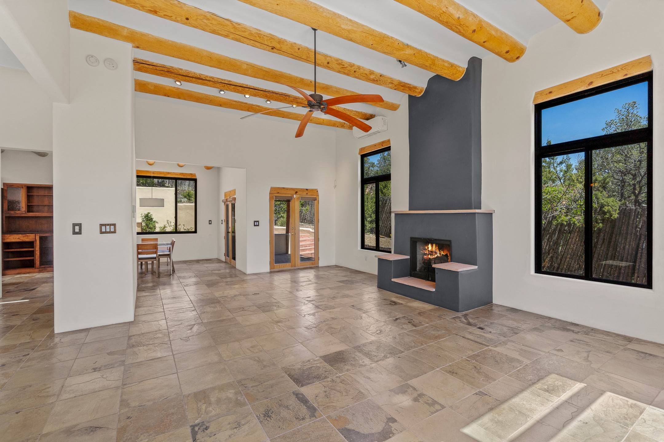Santa Fe, NM 87501,1052 Camino Real