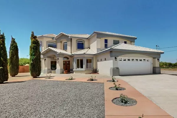 Albuquerque, NM 87105,1521 LAKEVIEW Road SW
