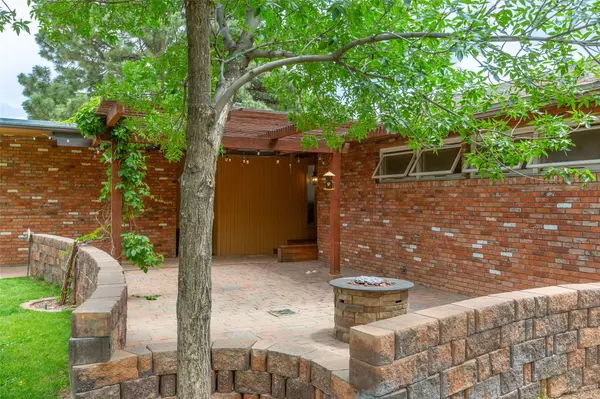 Los Alamos, NM 87544,215 San Juan St