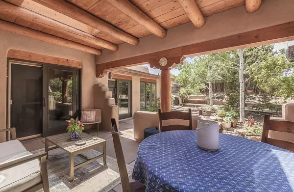 Santa Fe, NM 87508,33 Moya Loop