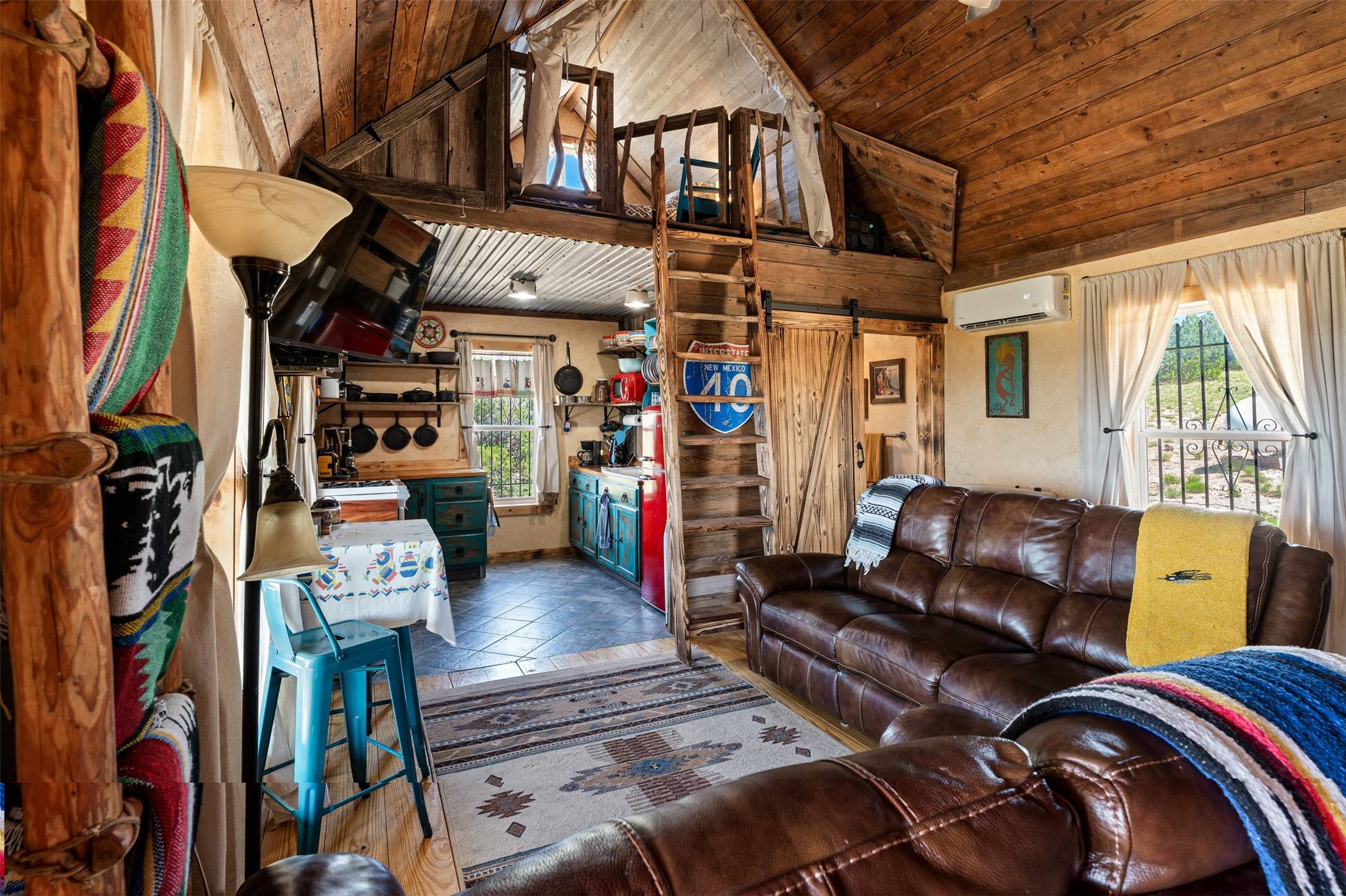 Santa Rosa, NM 88435,4221 Palo Amarillo RD