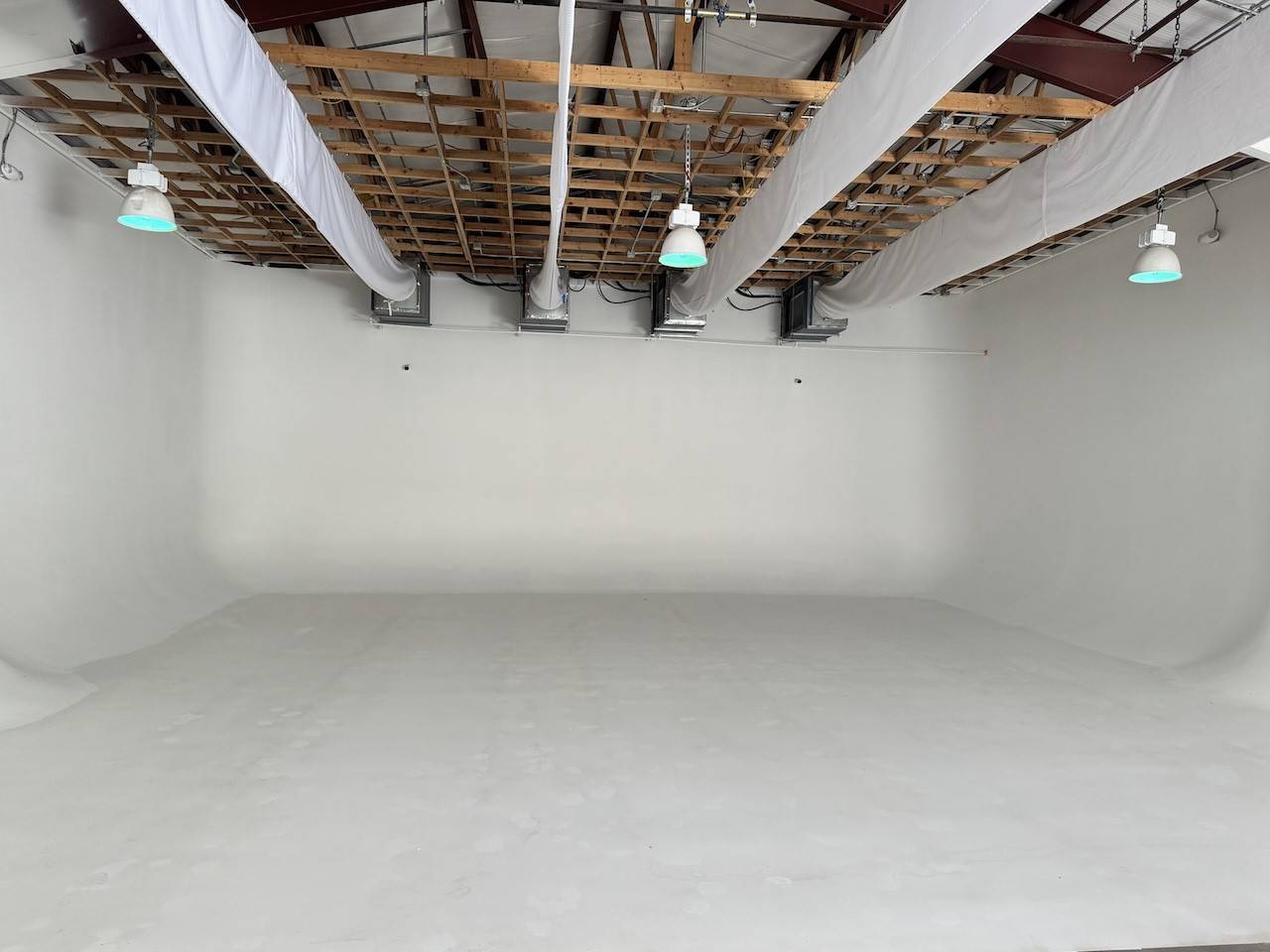 Ilfeld, NM 87562,2116 Frontage Rd.
