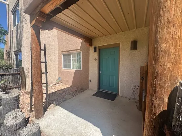 2210 Miguel Chavez #1816, Santa Fe, NM 87505