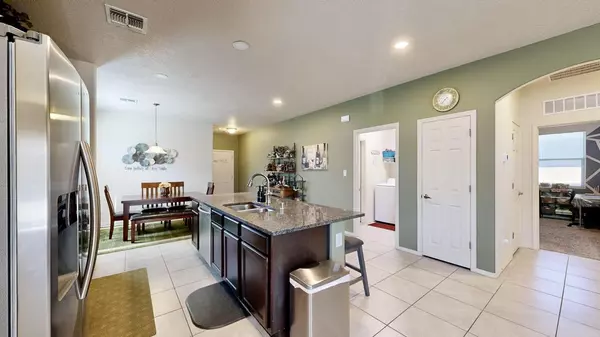Rio Rancho, NM 87144,4433 GOLDEN EAGLE LOOP NE