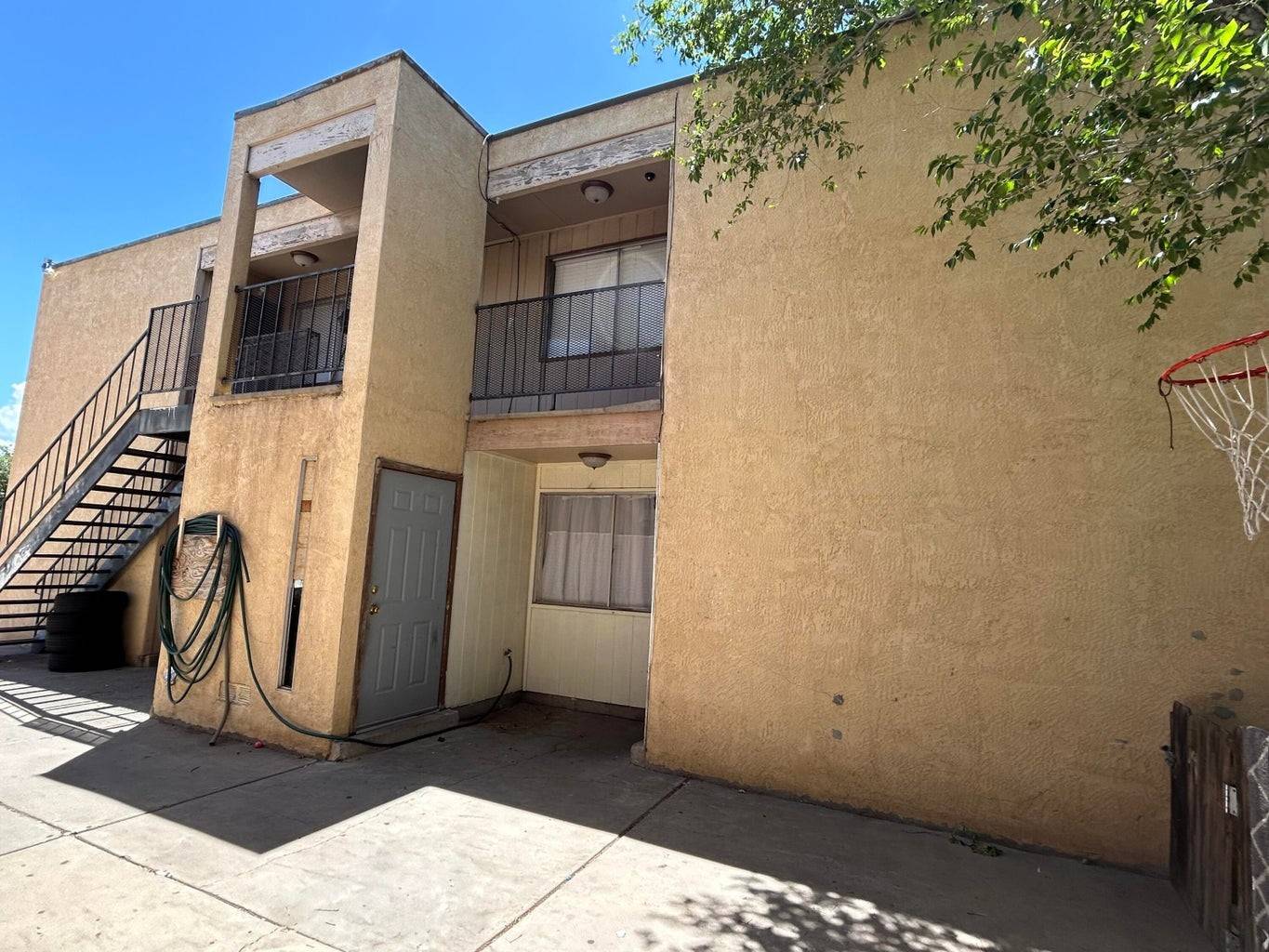 Albuquerque, NM 87107,3501 NE WELLESLEY DR