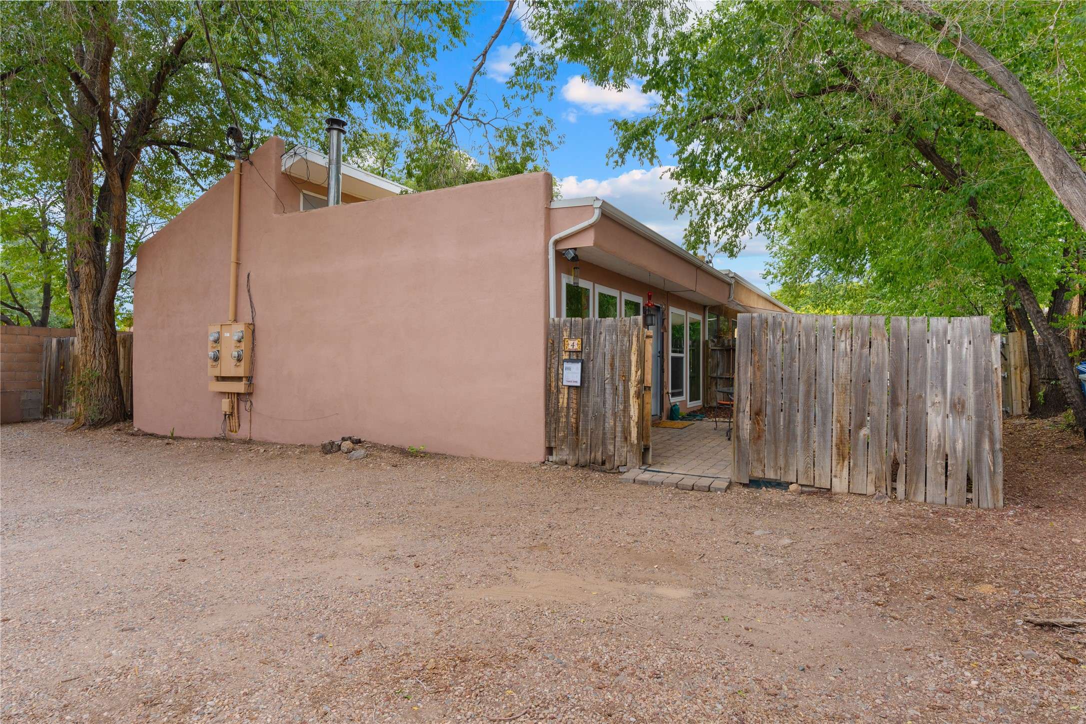 Santa Fe, NM 87501,232 Irvine ST #4