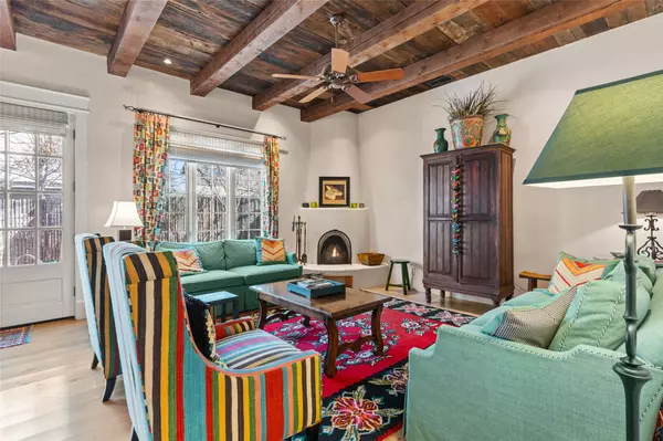 314 Artist #2, Santa Fe, NM 87501