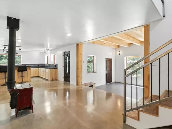 25 Calle Marisol, Santa Fe, NM 87505