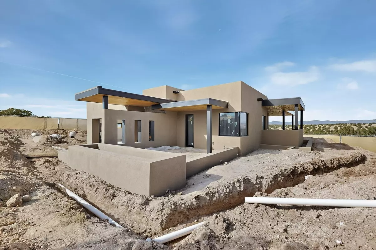 Santa Fe, NM 87506,9 Tierra Antigua