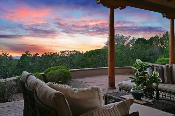 Santa Fe, NM 87505,1017 Foothills TRL