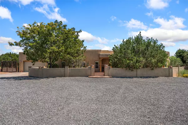 Santa Fe, NM 87506,12 Estancia CT