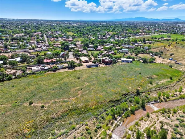 Santa Fe, NM 87505,947 & 949 Acequia De Las Joyas