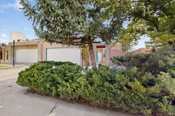 Santa Fe, NM 87505,1921 Calle Miquela