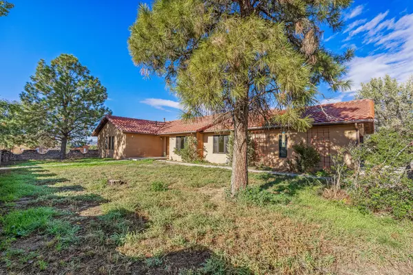 Espanola, NM 87532,1018 Tesuque CT