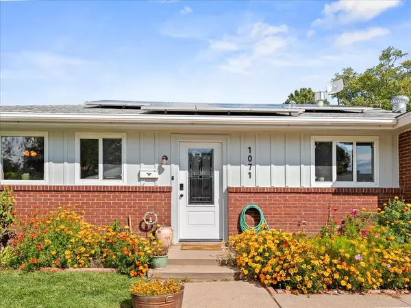 Los Alamos, NM 87544,1071 Pinon