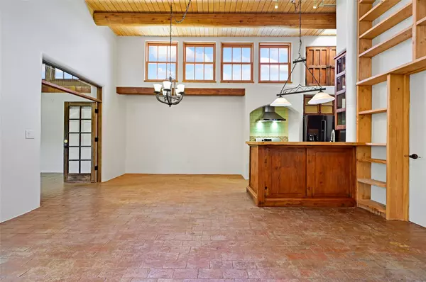 Santa Fe, NM 87501,231 Manhattan AVE #A