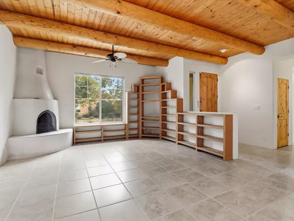 7 Reeds Peak, Santa Fe, NM 87508