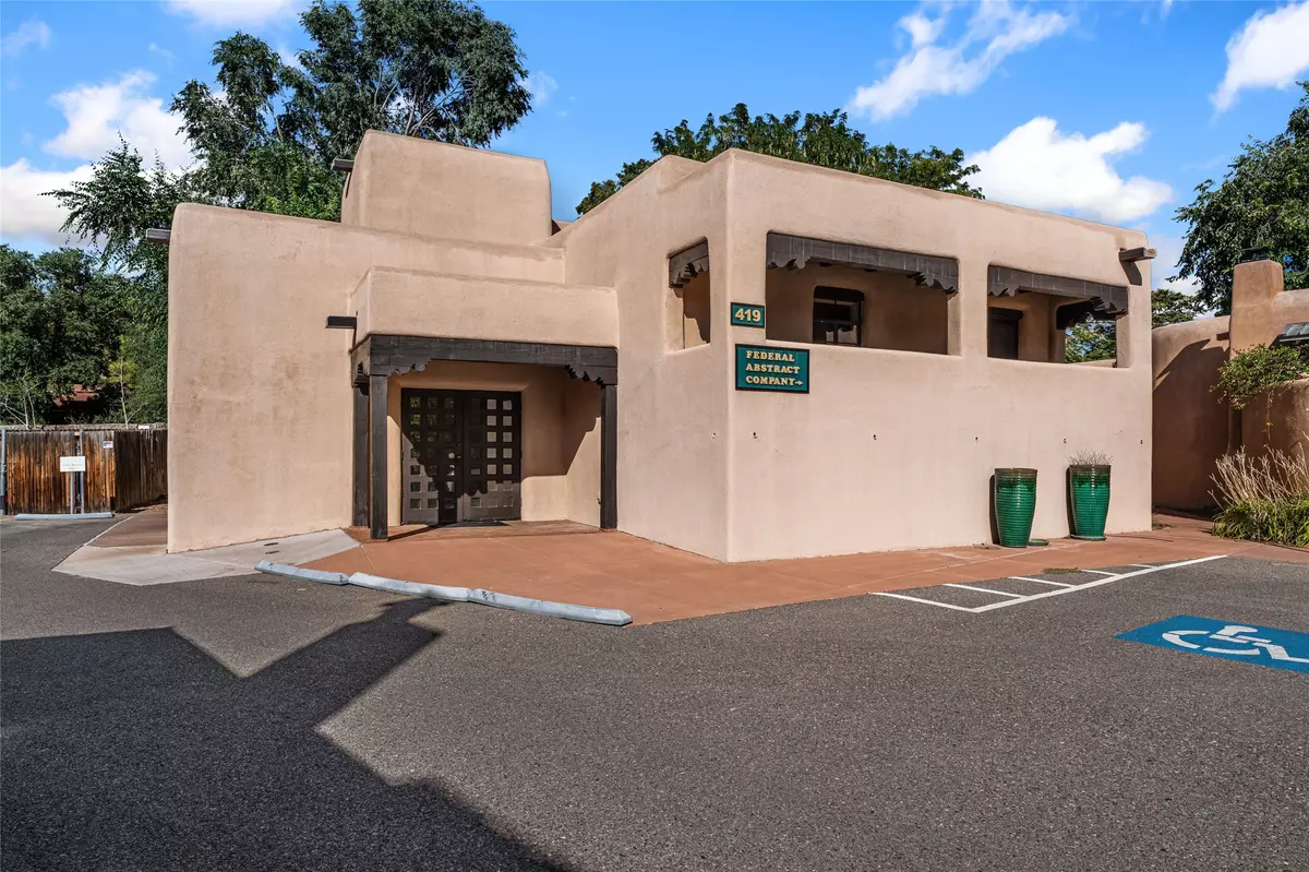 Santa Fe, NM 87501,419 E Palace AVE #A and B