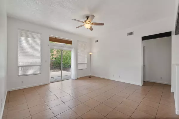 Santa Fe, NM 87507,6795 Camino Rojo
