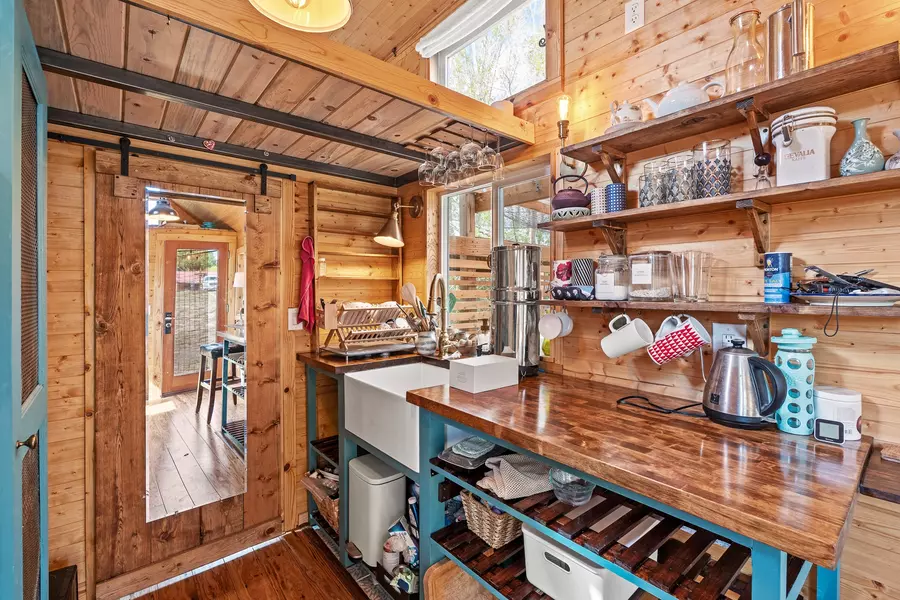 17 Private Drive 1407, Chimayo, NM 87522