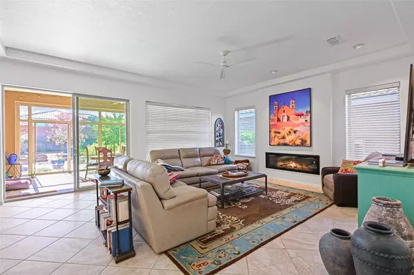 Santa Fe, NM 87507,4304 Neblina Dorada