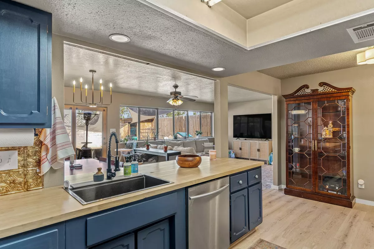 Santa Fe, NM 87507,3317 James